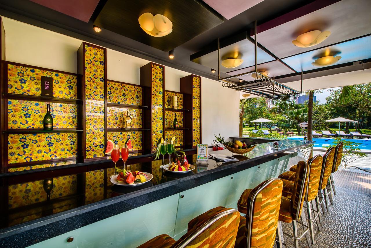 Huong Giang Hotel Resort & Spa Хуе Екстериор снимка