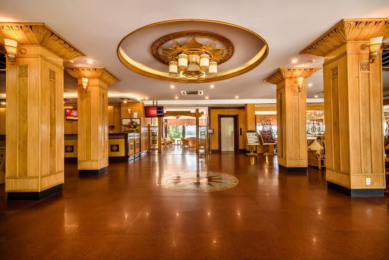 Huong Giang Hotel Resort & Spa Хуе Екстериор снимка