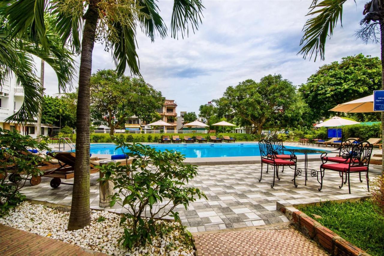 Huong Giang Hotel Resort & Spa Хуе Екстериор снимка